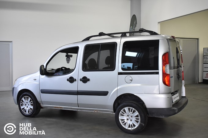 FIAT Doblò 1.9 MJ Combi 5 p.ti N1